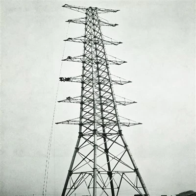 Menara Empat Kaki Tangent